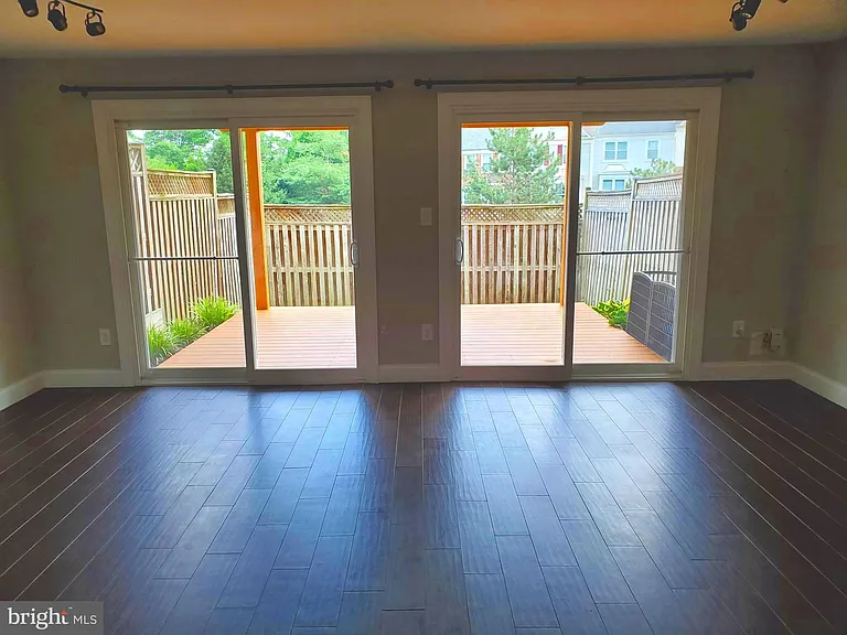 3983 Hartlake St — Photo 21