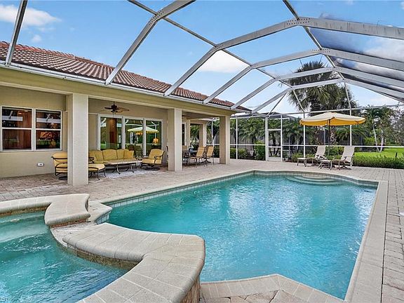 4th image of 10523 Bellagio DR