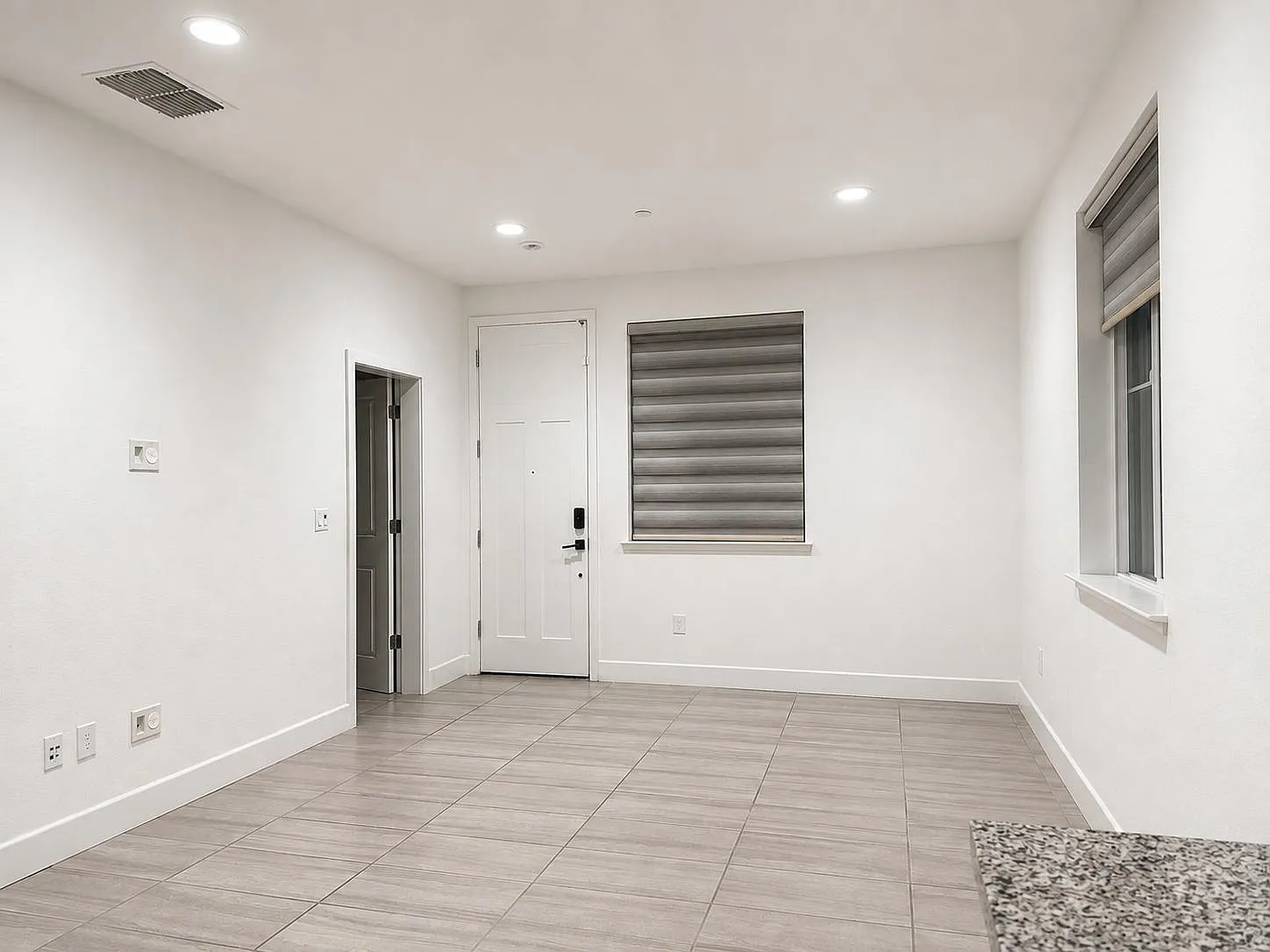 6285 Callaway Dr — Photo 2