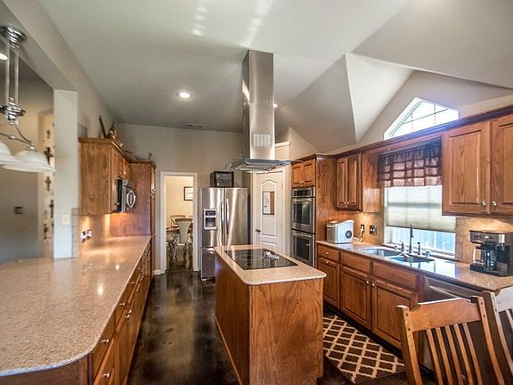 2nd image of 2520 Kariba Ln