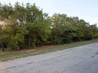 401 Dogie Trail & Highland Dr, Little Elm, TX 75068