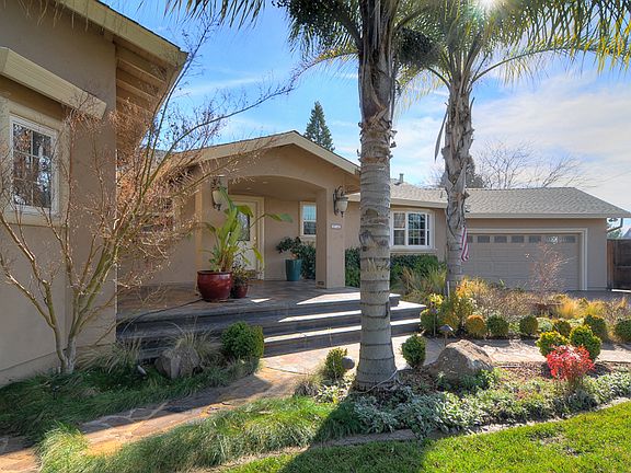 4th image of 4540 Cahuengo Ct