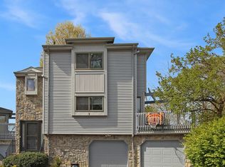 9 Honeysuckle Ct, East Brunswick, NJ