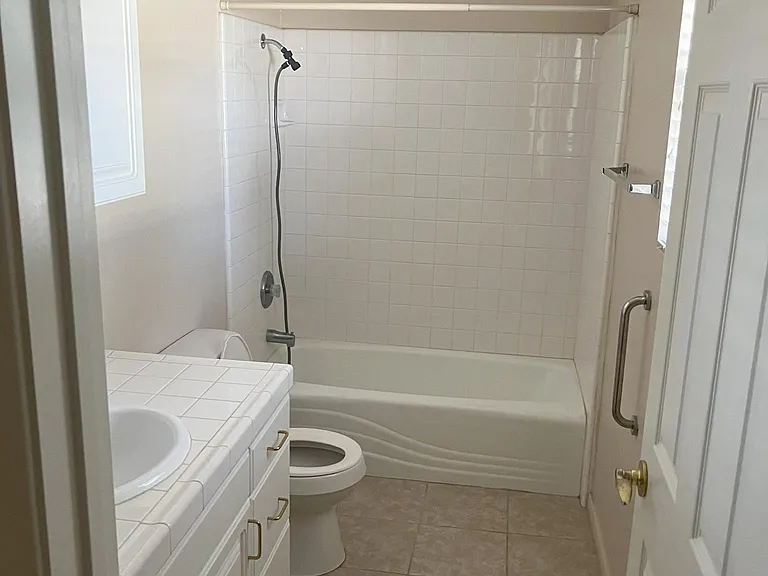 1267 Yucca Ln — Photo 7