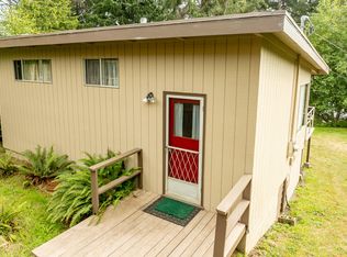 37365 4th St, Manzanita, OR 97130