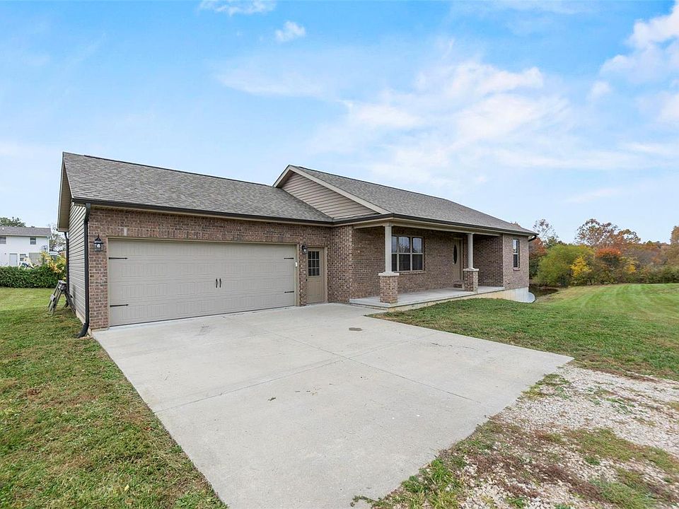 1st image of 227 Sandstone Dr