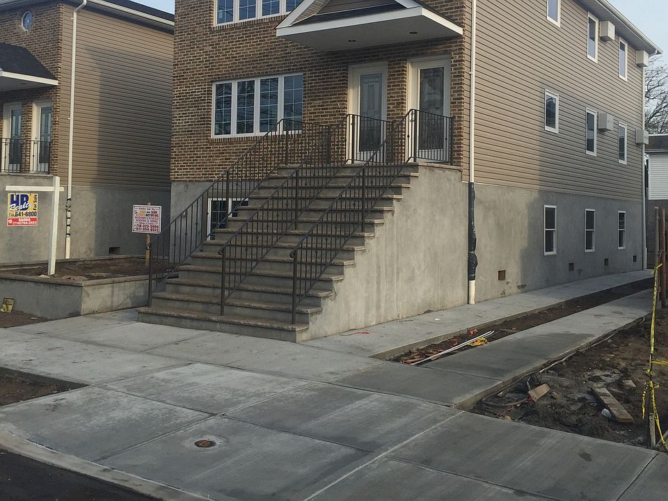 2nd image of 10116 158th Ave