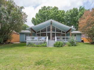 211 Kings Row, Malakoff, TX 75148