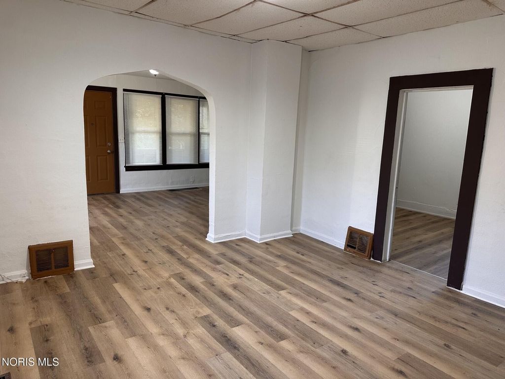1023 Heston St, Toledo, OH - View 3