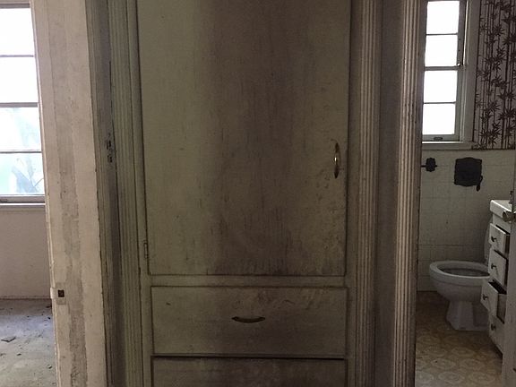 2nd image of 5421 Parmerton Ave
