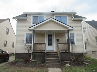 59 Sector Dr, Bedford, OH 44146