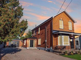43 Crooks St, Hamilton, ON L8R 2Z7