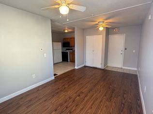 420 Wellington Ave APT 1, Cranston, RI 02910