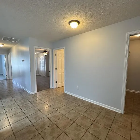 137 Winterberry Way — Photo 6