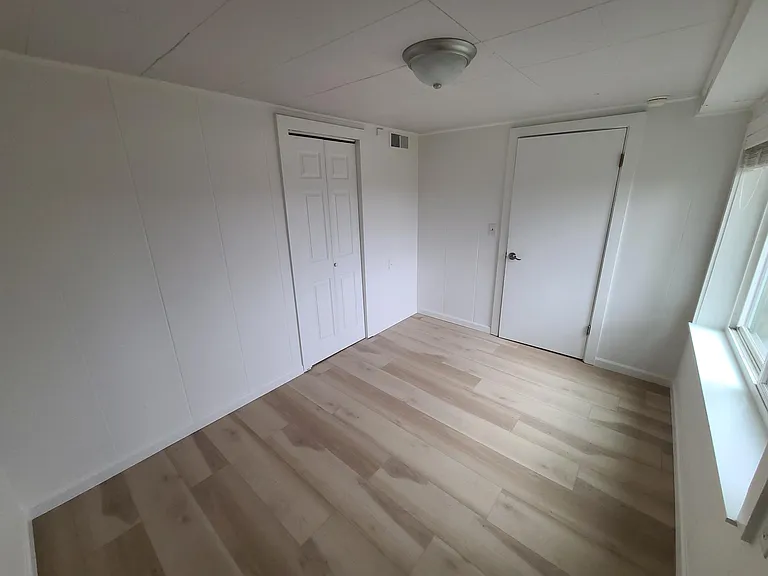 10502 Victory Ln NE #B — Photo 30
