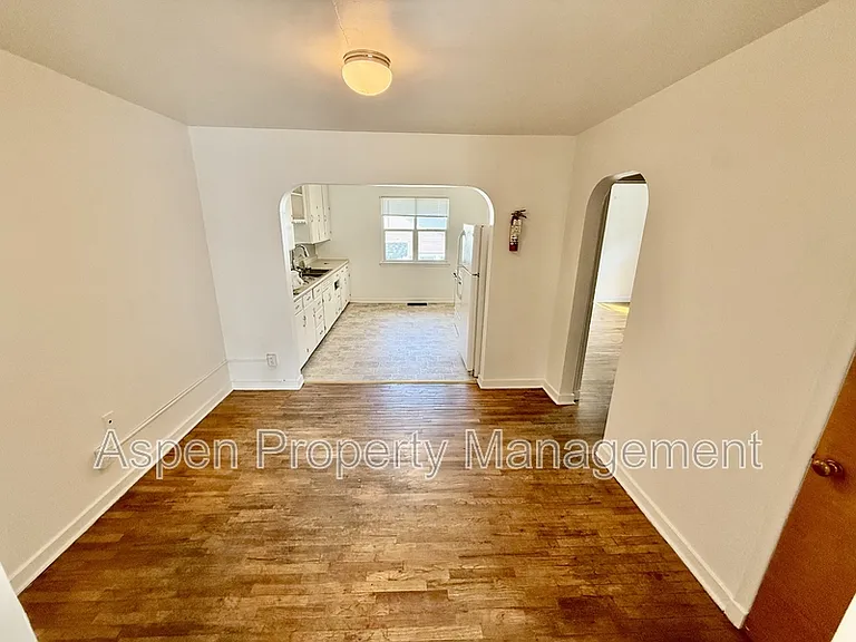 516 South St #5 — Photo 3