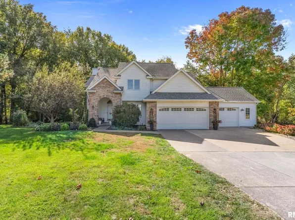 1304 Lakeside Ct, Port Byron, IL 61275