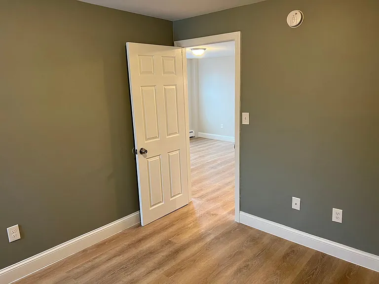 39 Franklin St #202 — Photo 9