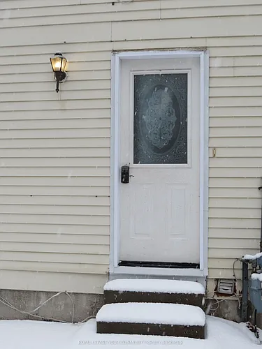 195 Castlebar Cres Photo 1