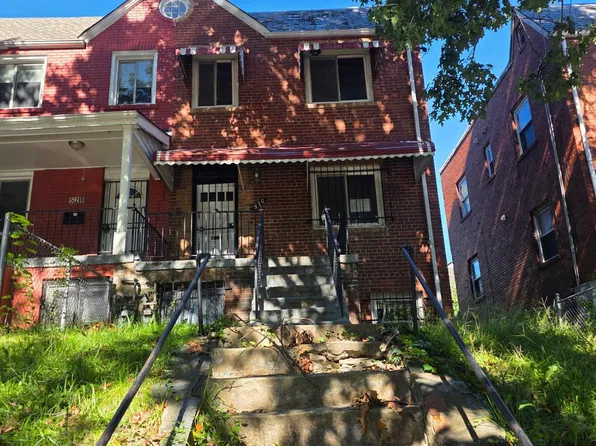 530 Oakwood St SE, Washington, DC 20032