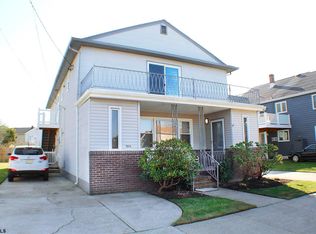 7044 Calvert Ave, Ventnor City, NJ 08406
