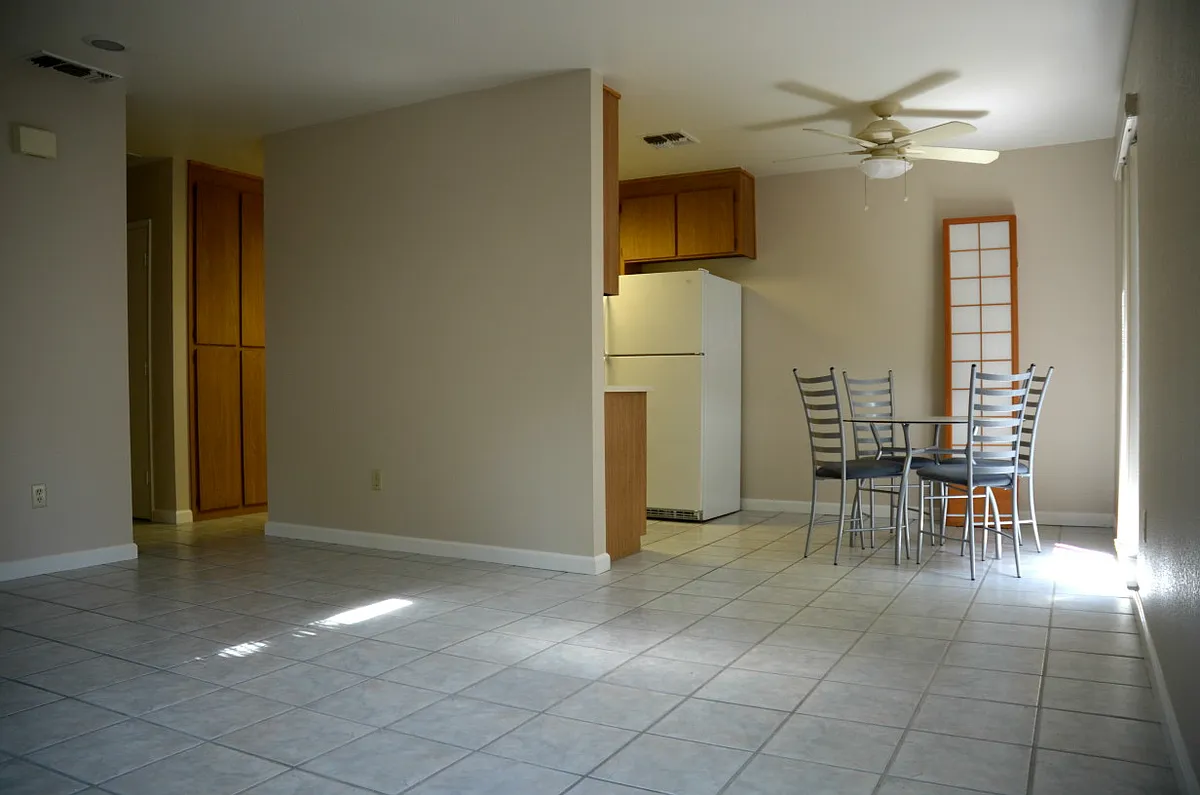 Building Photo - 1330 Antelope Ave #14