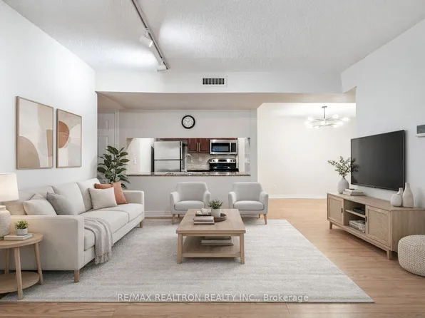 89 Lillian St #10, Toronto, ON M4S 2H7