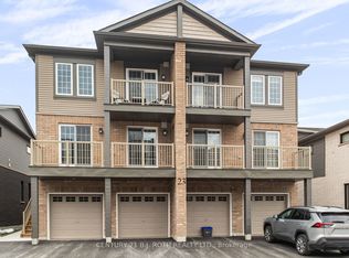 23 Hay Ln #4, Barrie, ON L9J 0V6
