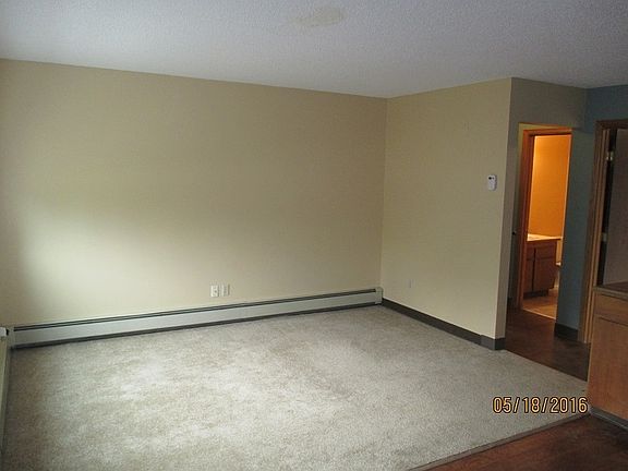 5th image of 2700 Cowles St