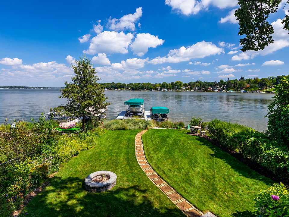 5 Lakeside Ln, Fox Lake, IL 60020 Zillow