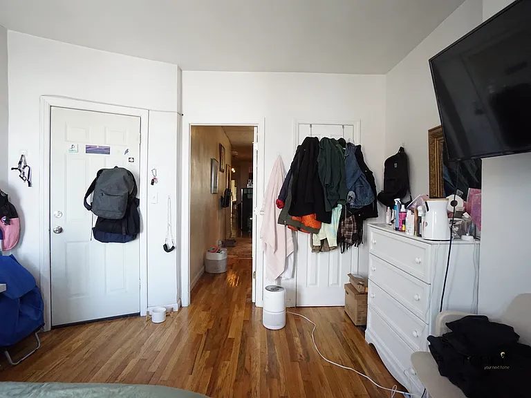 1354 Willoughby Ave #2L — Photo 7