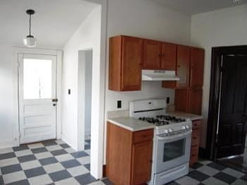 4th image of 1409 S Rogers St