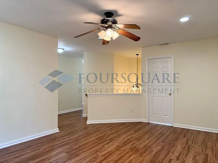 508 Stonecreek Dr — Photo 20