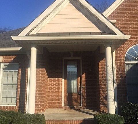 3rd image of 2730 Avondale Dr
