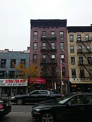 188 Eighth Avenue in Chelsea