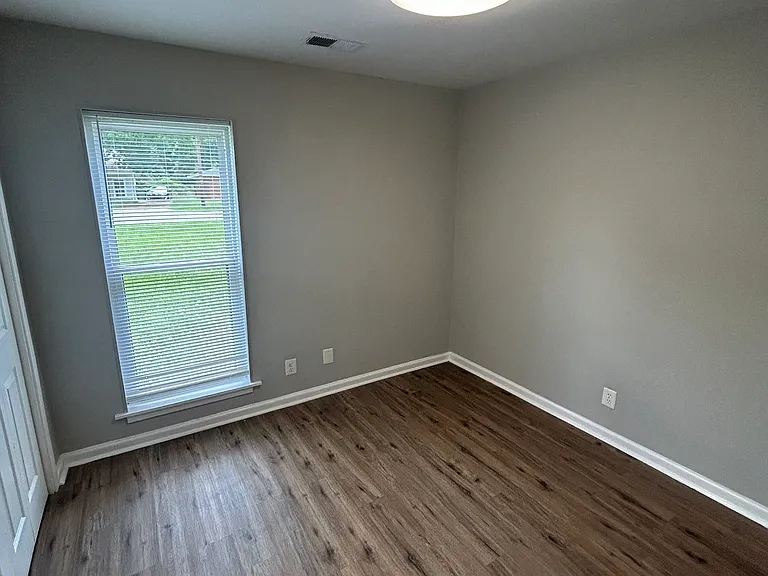 6459 Pinebrook Dr — Photo 8