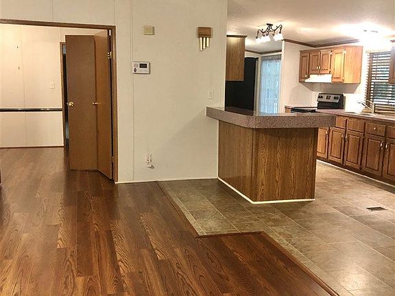 3rd image of 1539 Northridge Dr