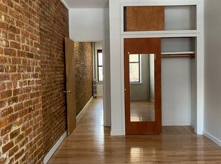 212 Kingsland Ave #1, Brooklyn, NY 11222