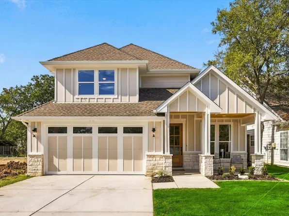 144 College St S, Keller, TX 76248
