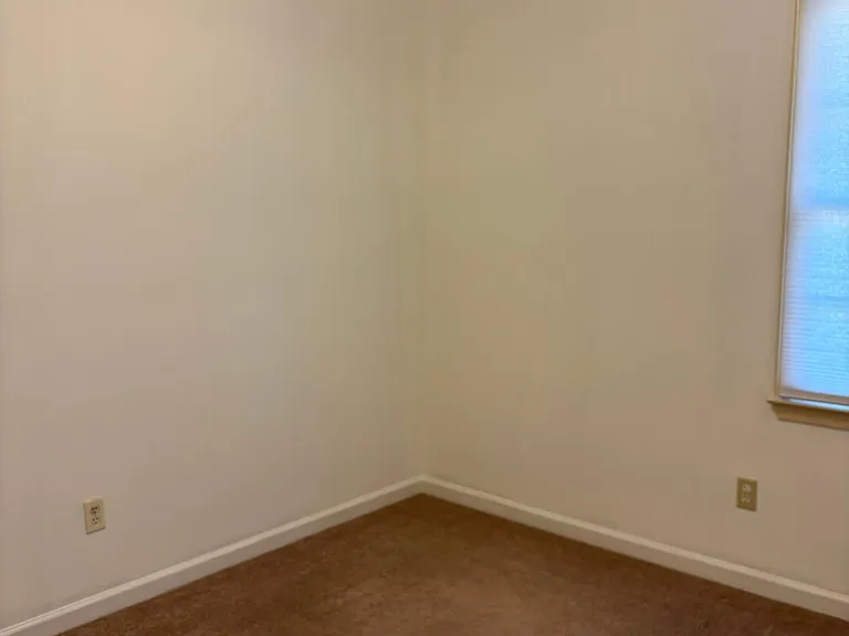 1460 Crowndale Dr — Photo 22