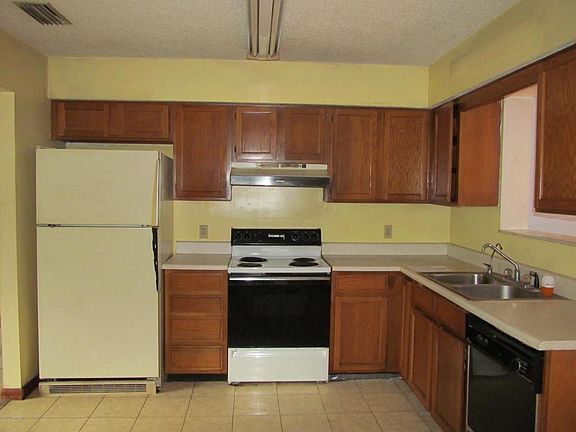 5th image of 9344 Alma St