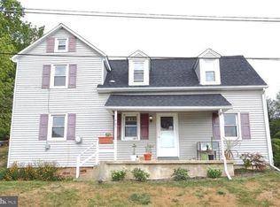 405 Indian Run Rd, Ephrata, PA 17522