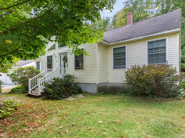 22 Valley High Road, Gray, ME 04039