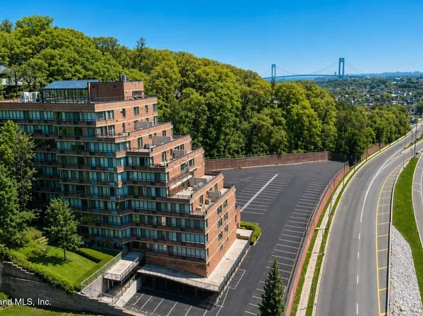 755 Narrows Rd N APT 1001, Staten Island, NY 10304