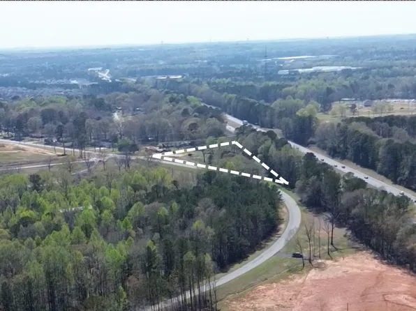 1305 N Uniroyal Rd, Opelika, AL 36804