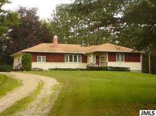 2701 Gilletts Lake Rd, Jackson, MI 49201