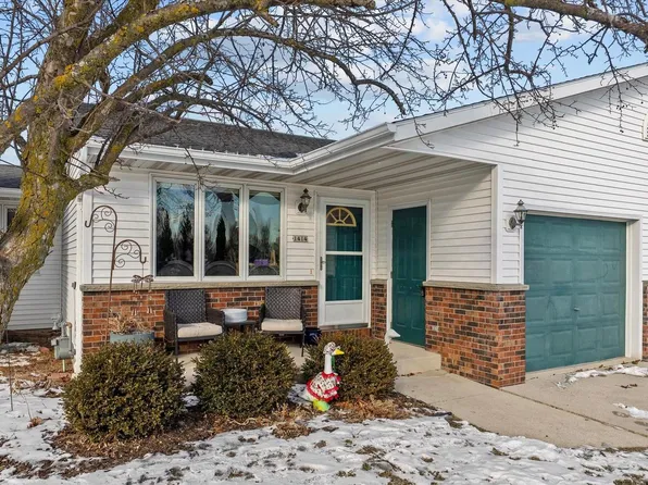 1414 Dutch COURT, Oostburg, WI 53070