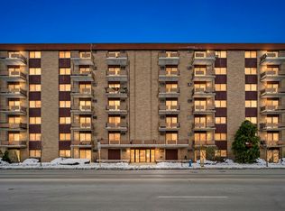 850 Des Plaines Ave APT 207, Forest Park, IL 60130