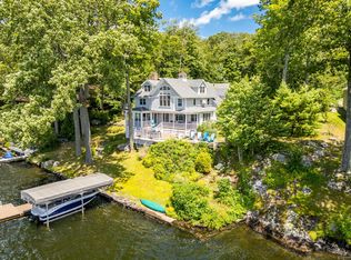 424 E Wakefield Blvd, Winsted, CT 06098