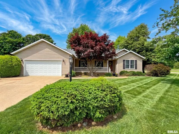 592 Westwood Blvd, Canton, IL 61520